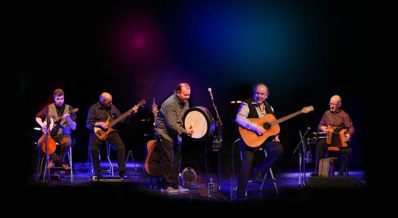 Image of the Fureys in performance